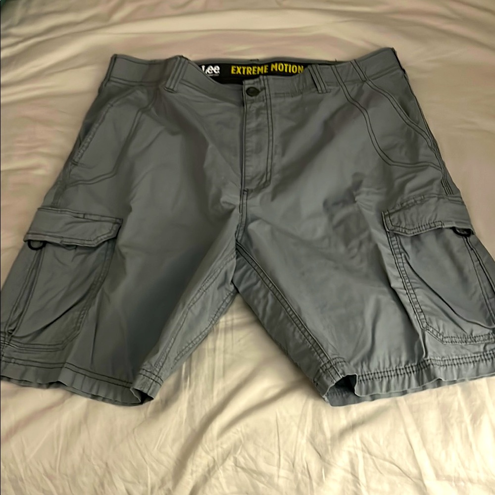 Lee Gray Cargo Shorts Cotton Blend Relaxed Fit